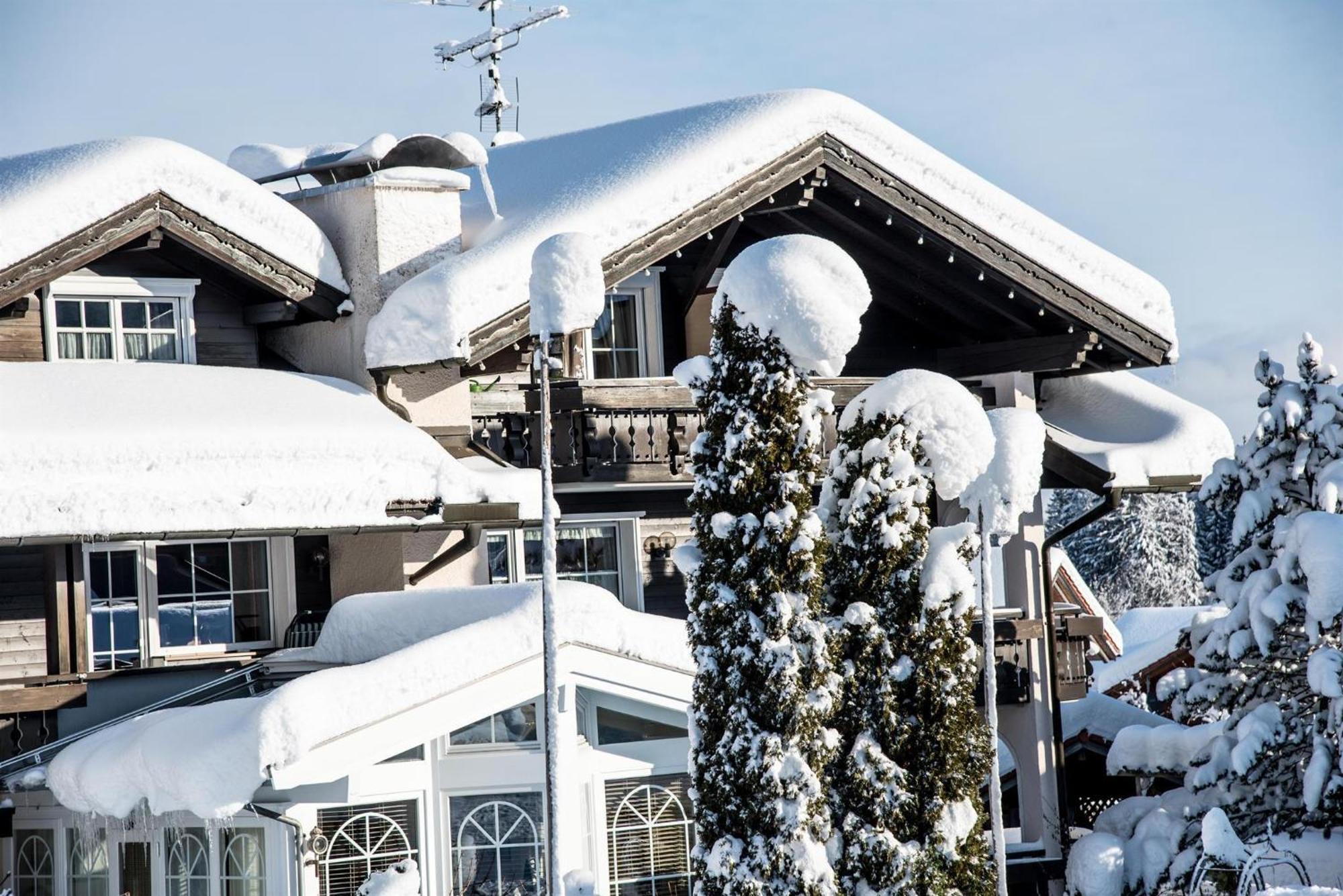 Haus Susanne - Top-Ferienwohnungen - Sommer-Bergbahn Inklusive Obermaiselstein Zewnętrze zdjęcie