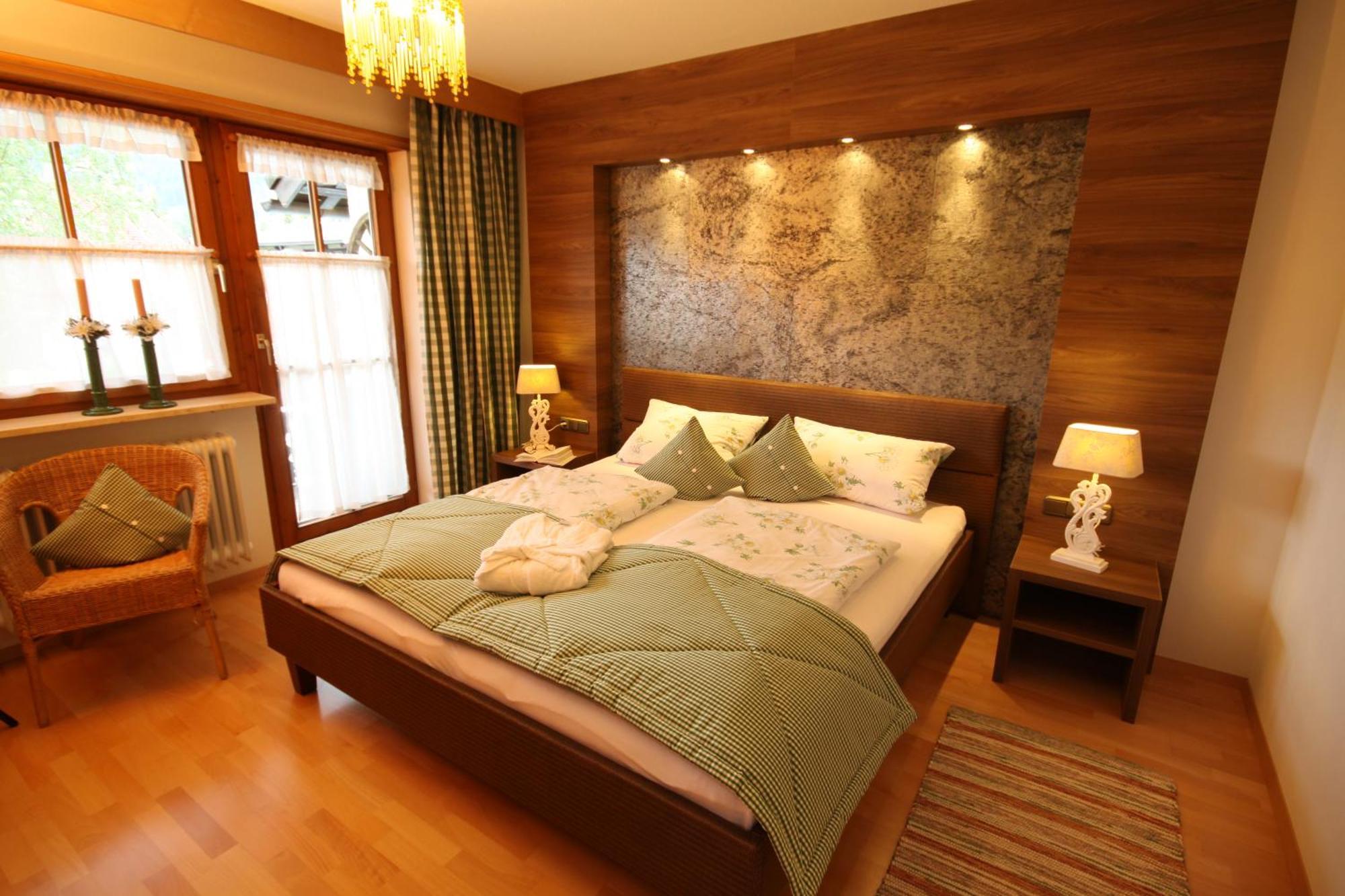 Haus Susanne - Top-Ferienwohnungen - Sommer-Bergbahn Inklusive Obermaiselstein Zewnętrze zdjęcie