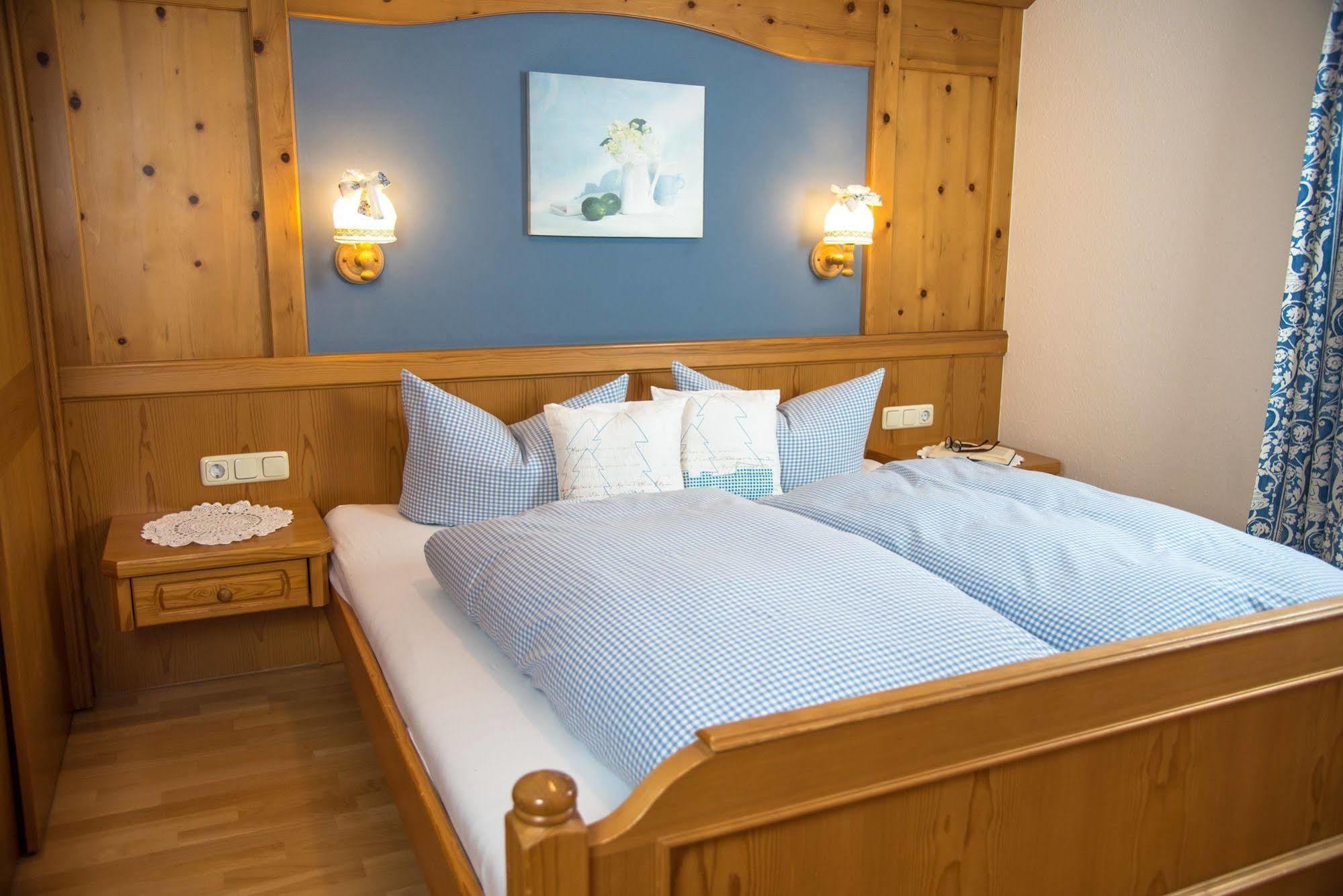 Haus Susanne - Top-Ferienwohnungen - Sommer-Bergbahn Inklusive Obermaiselstein Zewnętrze zdjęcie